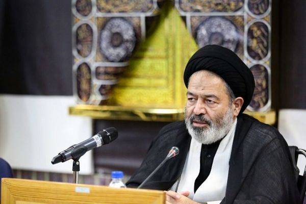 عربستان با رصد فضای مجازی زائران برخی از آنها را اخراج میکند