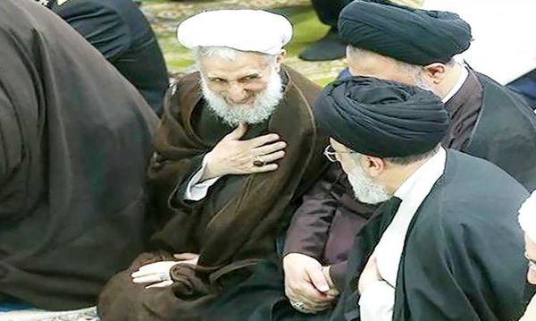 حادثۀ باغ ازگل و ستایش به یاد «نوازش» 