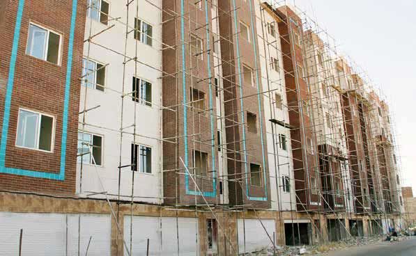 بسیاری از کارگران، مستاجرند