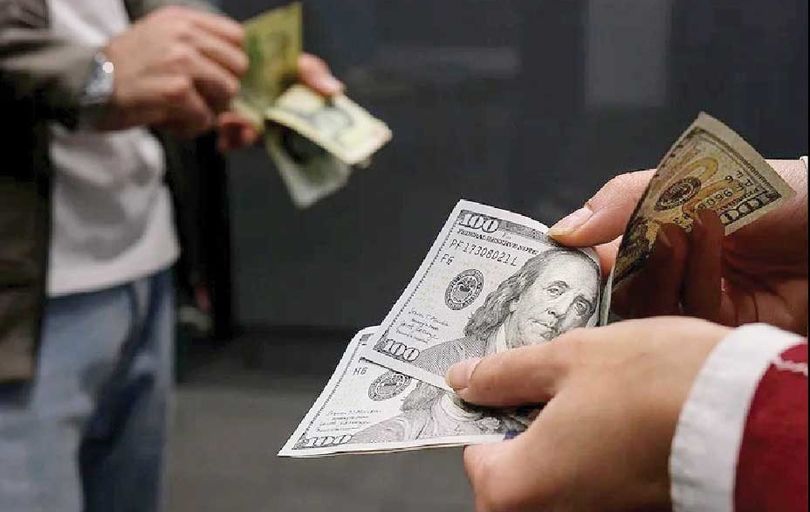 
بانک مرکزی در خدمت دلالان نزدیک به خود