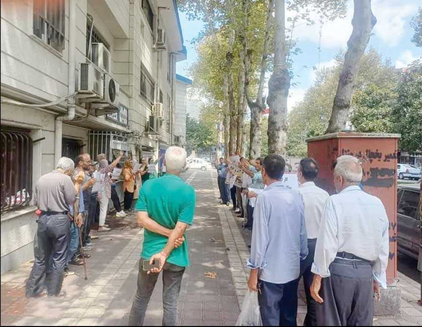 تجمع بازنشستگان کارگری 

در شهرهای مختلف