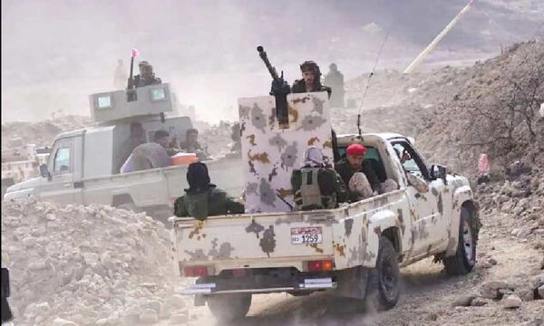 تلاش امارات برای فروپاشی ارتش یمن

از سال 2015 