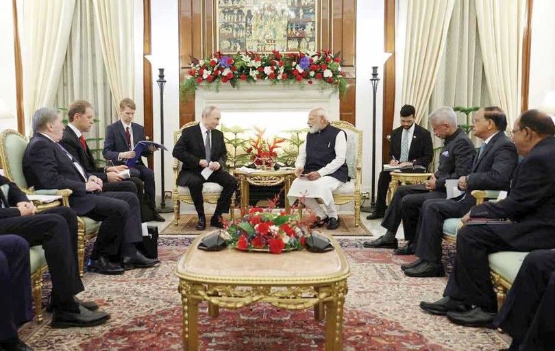 پوتین به‌‌رغم تحریم جهانی روسیه، درهای مذاکره را نبسته است