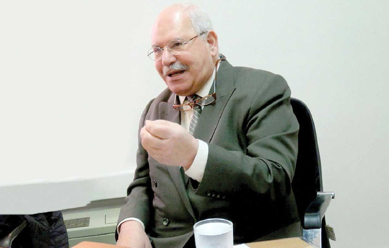 
مسابقه بین قیمت‌ها و دستمزدها باید پایان یابد