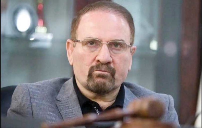 
متهمین را مجبور به انتخاب وکلای خاص نکنید