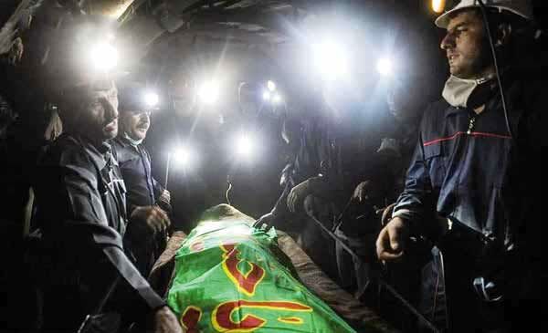 دوندگی بی‌پایان بازماندگان برای گرفتن مزایای سختی کار