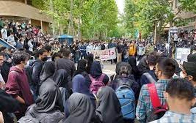 

برپایی تجمعات در قالب طرح جدید 

به مجوز نیاز ندارد