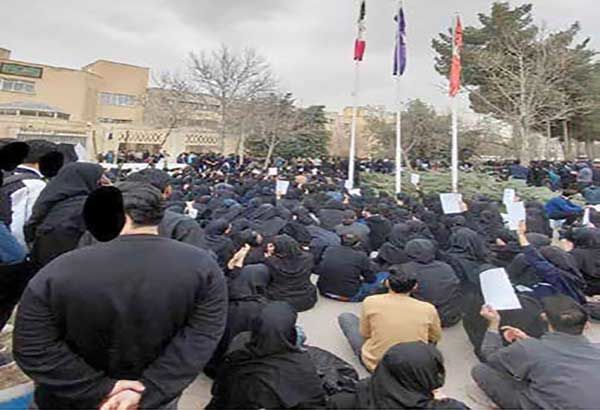 قفل مجازی بر درهای اعتراضات دانشجویی