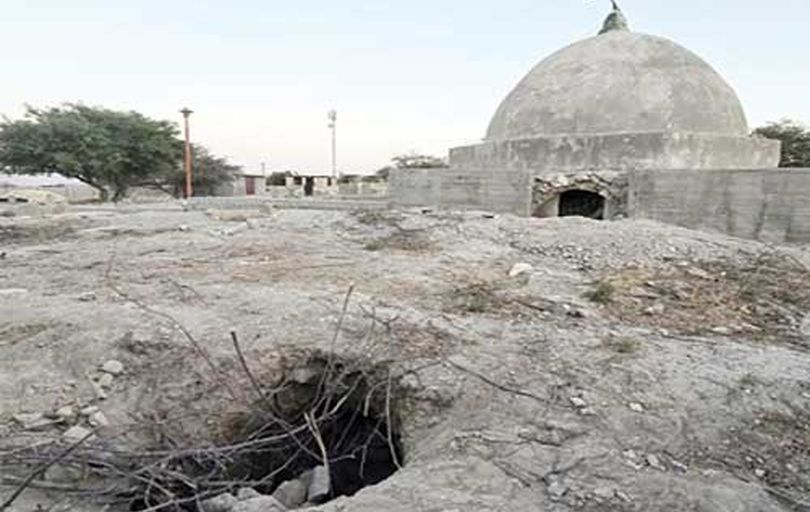 تونل ۹ متری حفاران غیرمجاز در یکی از بزرگترین سایت‌های باستانی استان فارس!