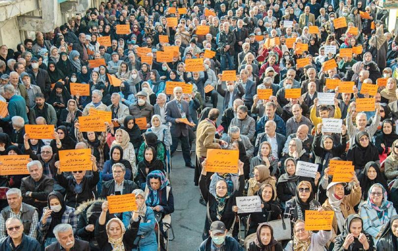 
دستمزدها در میانه سال باید ترمیم شوند