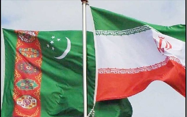 
بخشنامه‌ها تجارت ایران و ترکمنستان را مختل کرد