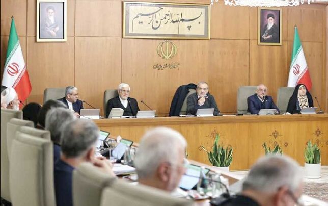 
ایجاد فضایی منصفانه برای نقد به‌ویژه در رسانه ملی