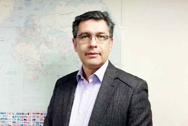 باید با آژانس بینالمللی انرژی اتمی برخورد میشد