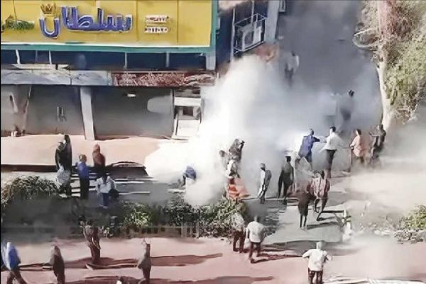 
استعفای شهردار و برکناری چند مقام ارشد شهرداری اهواز