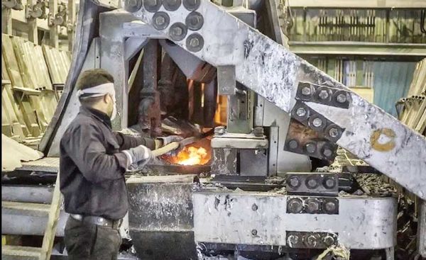 کارگران آلومینیوم اراک در انتظار تغییرات ملموس