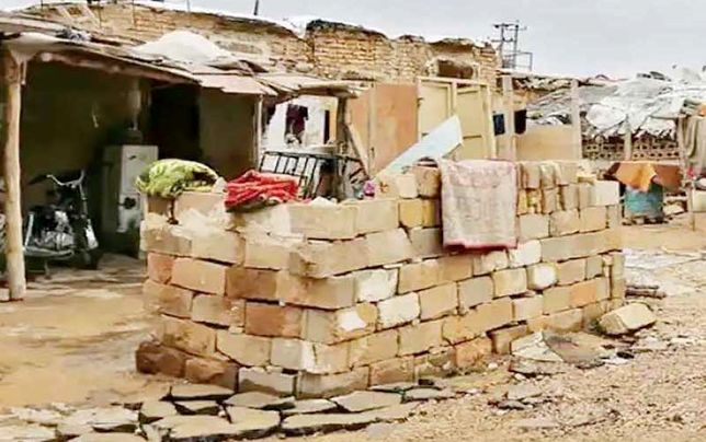 بازسازی لبنان با مشکلات و فقر موجود برای مردم توجیه‌پذیر نیست
