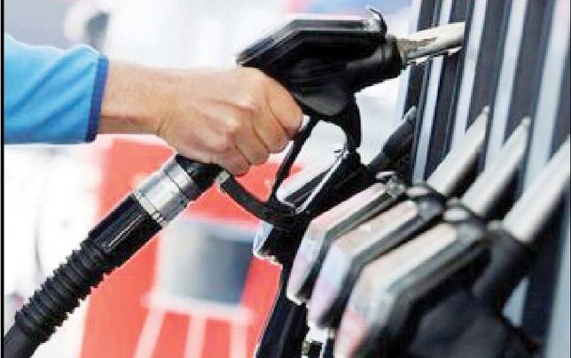 
بنزین 5 هزار تومانی در راه است یا 30 هزار تومانی؟