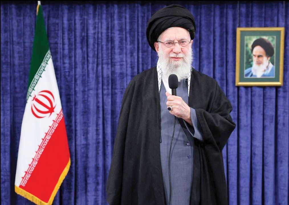 
روز ۲۲ بهمن دشمن را مأیوس کنید