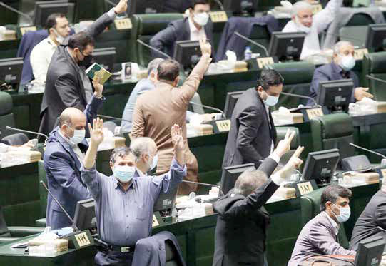 
به جای دادزدن پشت بلندگو، پیشنهادهای اصلاحی بدهید