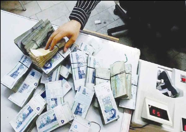 رشد بیسابقه نقدینگی در سایه تحریمهای اقتصادی و فشارهای تورمی