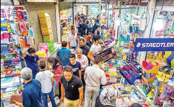 برخی خانوادهها قدرت خرید لوازمالتحریر نو را ندارند