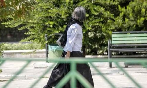 «مسأله حجاب» هرگز نباید پایان یابد!