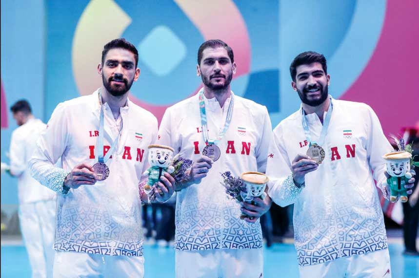 طلای نهم به گردن والیبال