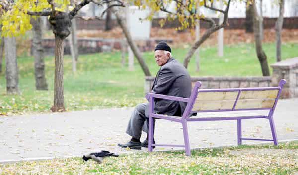 حقوق ۱۵ میلیون و ۴۰۰هزار تومانی بعد از 30 سال کار