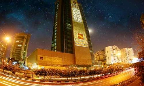 باید با سهامداران «گردن کلفت» بانک آینده برخورد شود