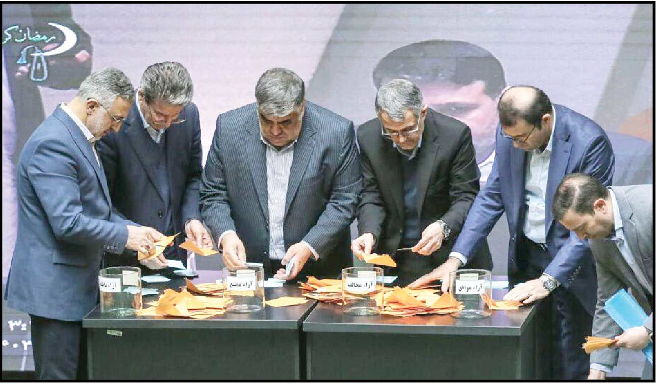 
مدعیان حذف همتی از وزارت، امروز پاسخ دهند