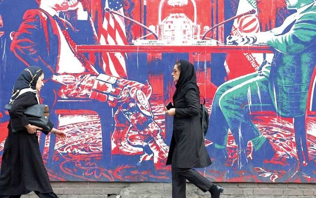 تعلیق فعالیت تجار در پی چشم‌انداز مبهم مذاکرات