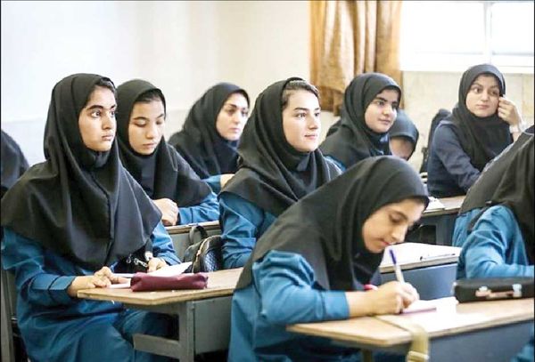 نمایندگان مجلس، آموزش و پرورش را با بنگاه کاریابی اشتباه گرفتهاند