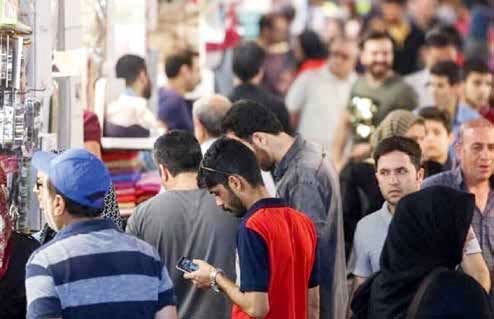 هیچ جامعه‌ای با آینده مبهم شاد نیست