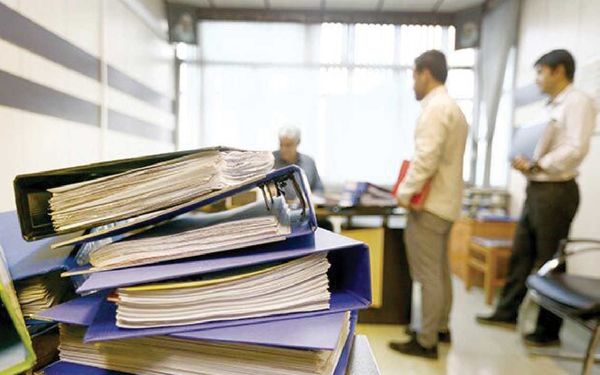 
تعدد سامانه‌ها فرآیند صدور مجوز را پیچیده و طولانی می‌کند