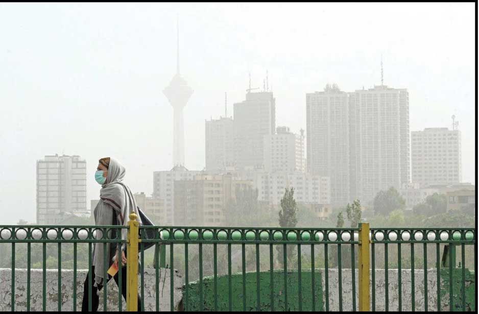 
تداوم آلودگی هوا آینده توسعه کشور را تهدید می‌کند