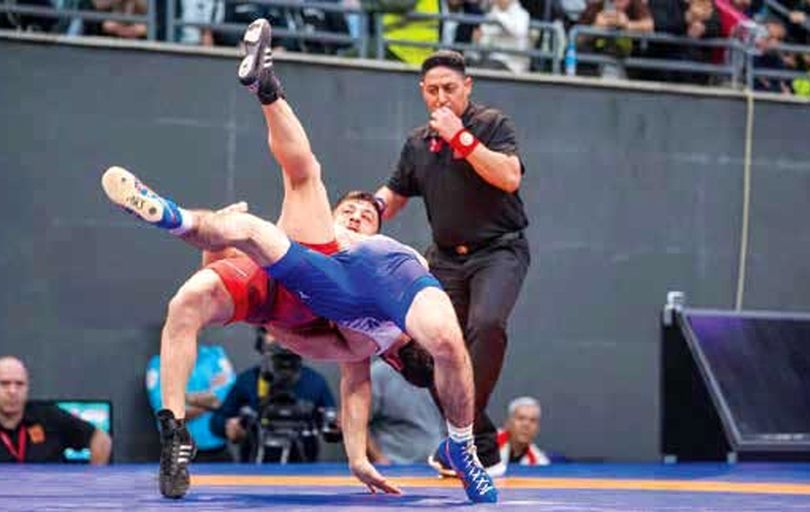 روز جنجالی کشتی در کنار بازگشت باشکوه حسن یزدانی!