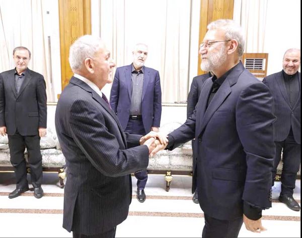 
توافق امنیتی ایران و عراق، بستر امنیت پایدار منطقه را فراهم می‌کند