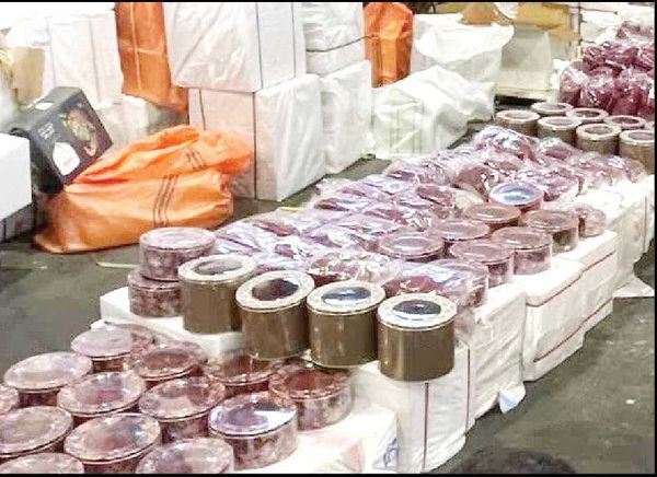 دلیل رشد قاچاق زعفران، قوانین بانک مرکزی و وزارت کشاورزی است