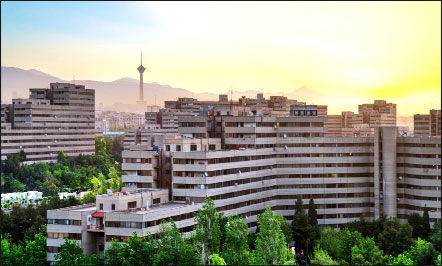 از پای‌بست ویران است