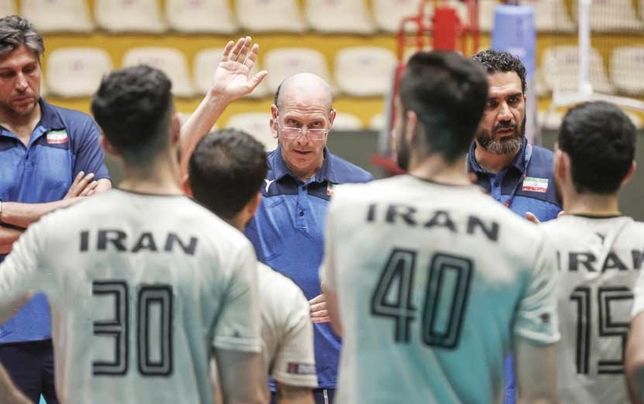 تزارها، حریف تمرینی والیبال ایران