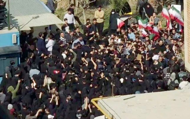  تعداد ممنوع الورودها زیاد شود، دانشگاه را مجازی می‌کنیم