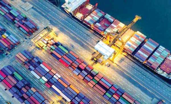 تردیدی در کاهش تجارت خارجی کشور با ادامه تنش‌ها نیست