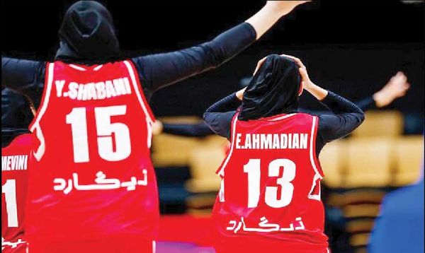 قهرمانی با یک امتیاز از دست رفت!