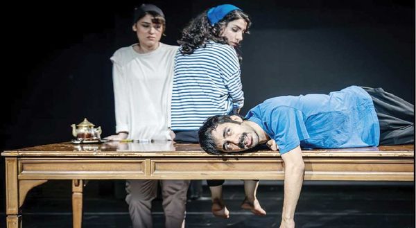 ملال سرخوشانه «سه خواهر»