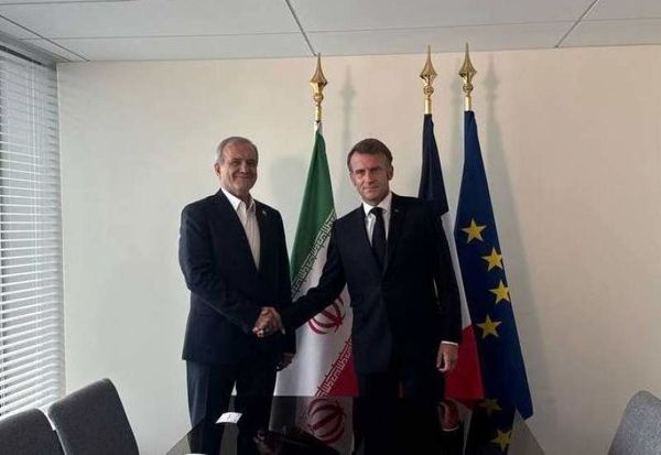 دیدار روسای جمهور ایران و فرانسه 

در نیویورک