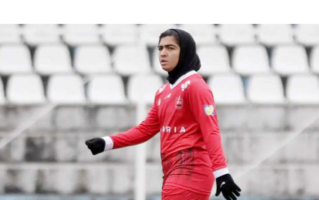 رنگ حاشیه بر صورت لیگ برتر زنان؛
فوتبال در رینگ!