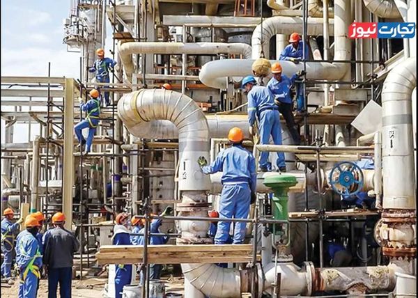 
کارگران پیمانکاری همچنان سرکارند