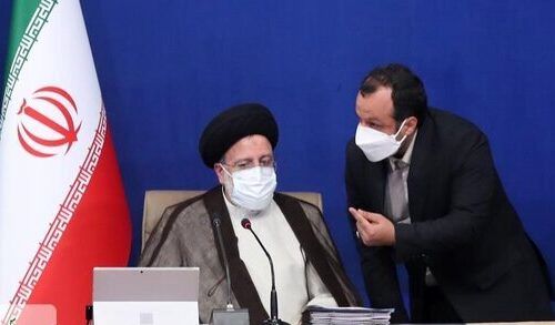 
خاندوزی سیاست ارزی دولت را زیر سئوال برد