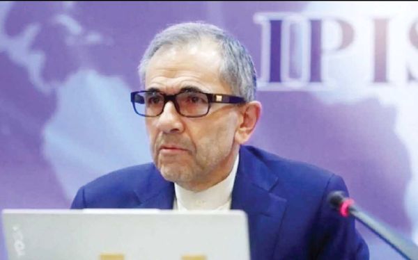 پیامهایی بین ایران و آمریکا، از طریق میانجیها در حال انتقال است