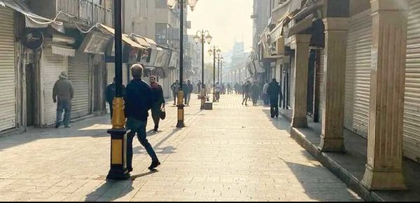 
اولین مطالبه فوری و اورژانسی مردم، تثبیت قیمت‌هاست